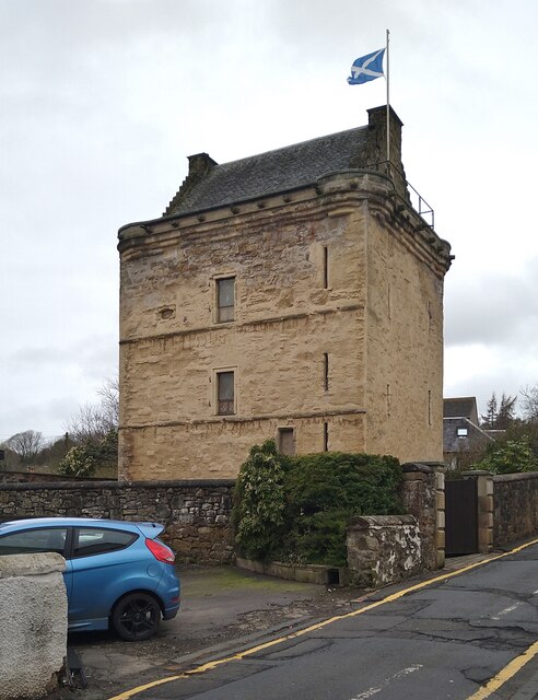 Newmilns Tower © Gordon Brown :: Geograph Britain and Ireland