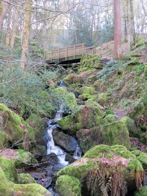 The Fourth Bridge © Gordon Hatton :: Geograph Britain and Ireland