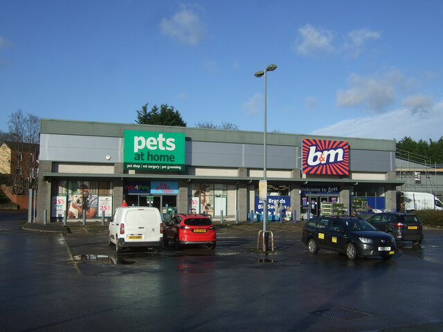 Shops on Chester Way Retail Park © JThomas cc-by-sa/2.0 :: Geograph ...