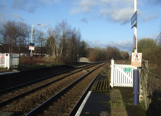 End of platform, Northwich Railway... © JThomas cc-by-sa/2.0 ...