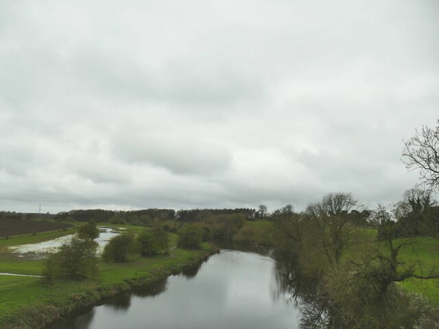 View upstream from Tadcaster Viaduct © Stephen Craven cc-by-sa/2.0 ...