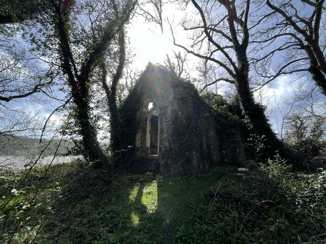 Boulston Church Ruins © Jakob Matera-Byford :: Geograph Britain and Ireland