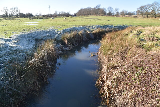 Drainage ditch, Romney Marsh © N Chadwick cc-by-sa/2.0 :: Geograph ...