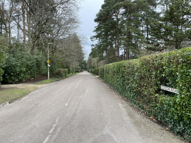 Looking down Gough Road © Mr Ignavy :: Geograph Britain and Ireland