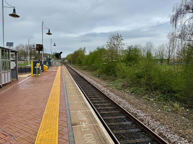 Newstead Station © David Lally cc-by-sa/2.0 :: Geograph Britain and Ireland