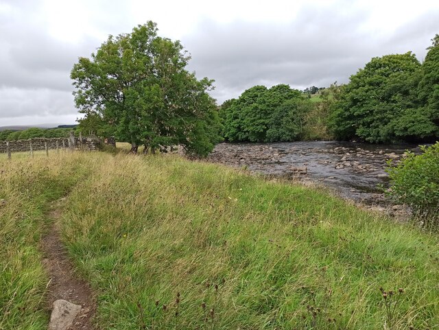 Pennine Way and River Tees © Dani cc-by-sa/2.0 :: Geograph Britain and ...