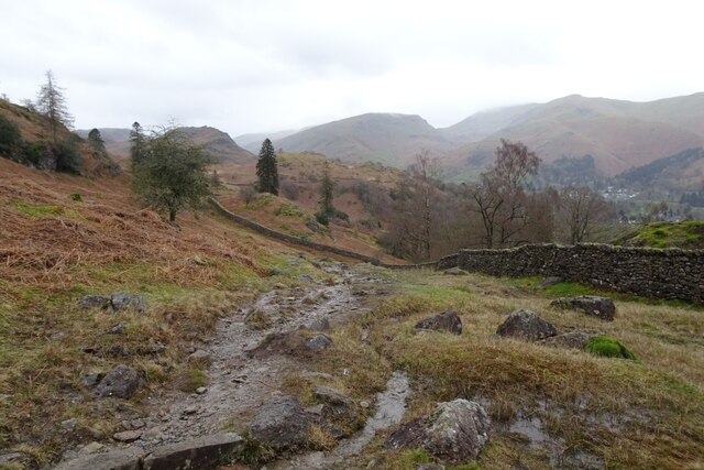 Path towards Grasmere from Silver How © DS Pugh cc-by-sa/2.0 ...