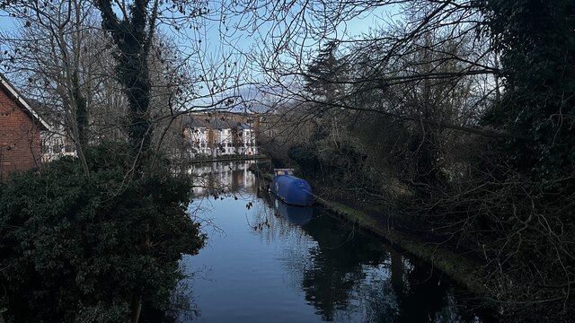 Grand Union Canal From Water Lane Bridge © Bryn Holmes Cc-by-sa/2.0 ...