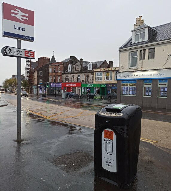 Main Street, Largs © Thomas Nugent :: Geograph Britain and Ireland