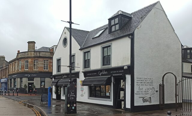 Main Street, Largs © Thomas Nugent :: Geograph Britain and Ireland