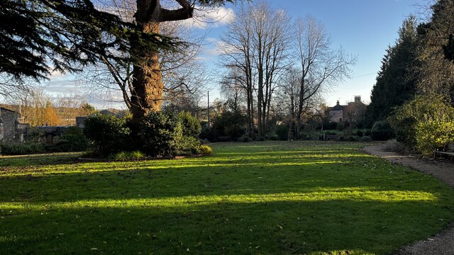 Church grounds, All Saints Church,... © Bryn Holmes :: Geograph Britain ...