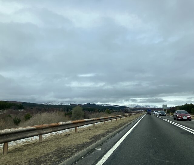 A9 northbound © Dave Thompson cc-by-sa/2.0 :: Geograph Britain and Ireland