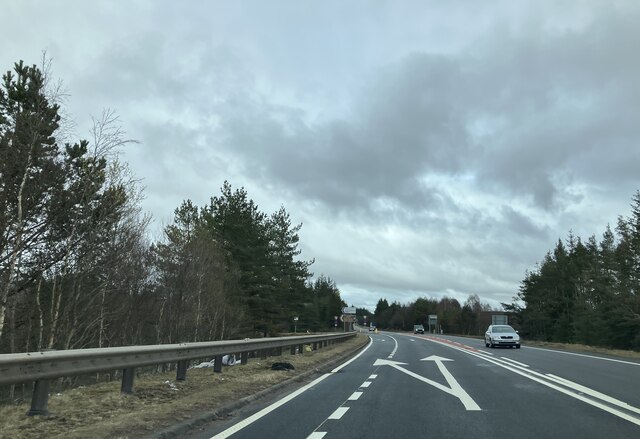 Junction - A9 northbound © Dave Thompson :: Geograph Britain and Ireland