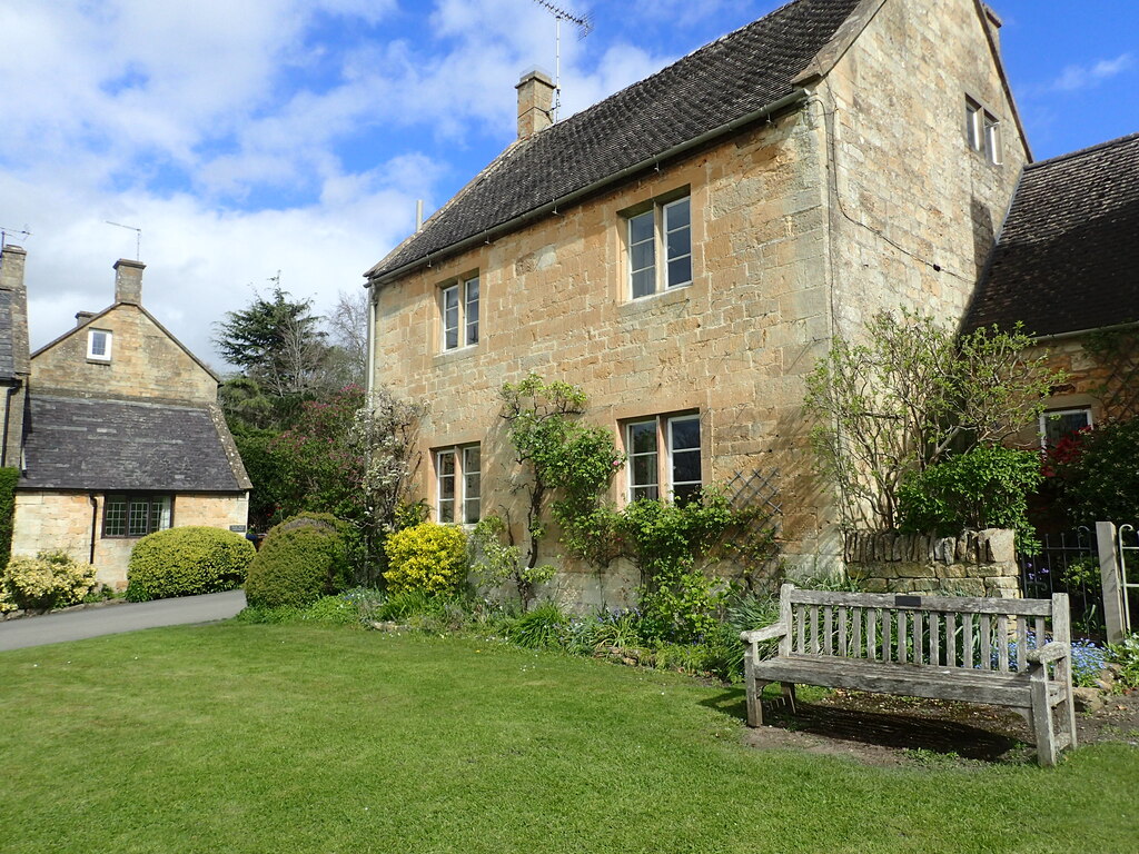 Honeystone Cottage, Stanton © Marathon cc-by-sa/2.0 :: Geograph Britain ...