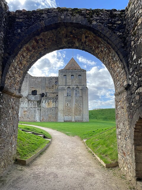 Gateway to Castle Rising © Graham Hogg cc-by-sa/2.0 :: Geograph Britain ...