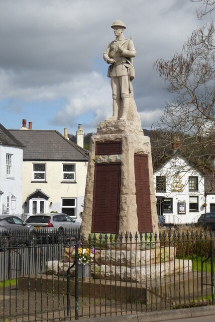 Monmouth's War Memorial © Philip Halling :: Geograph Britain and Ireland