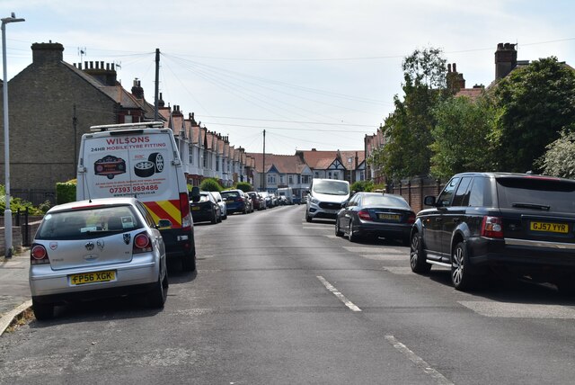 Romford Avenue © N Chadwick :: Geograph Britain and Ireland