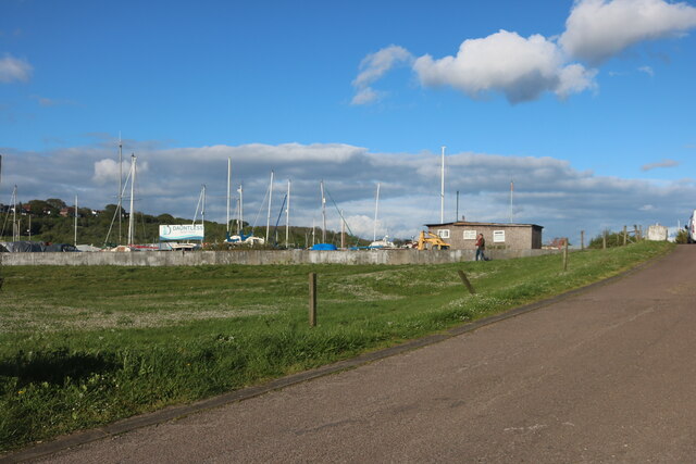 Benfleet Yacht Club, Canvey © David Howard :: Geograph Britain and Ireland