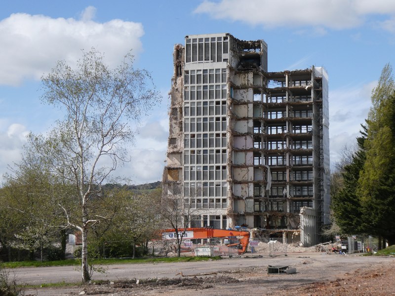 Demolition of the former tax office in Llanishen (set of 2 images ...