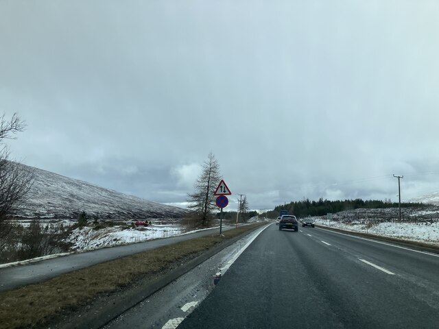 Signage - A9 northbound © Dave Thompson :: Geograph Britain and Ireland