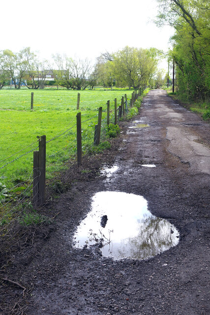 Roscoe Road, near Irlam © Stephen McKay :: Geograph Britain and Ireland