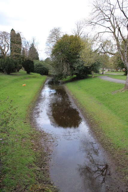 Flooded ditch © Richard Sutcliffe :: Geograph Britain and Ireland