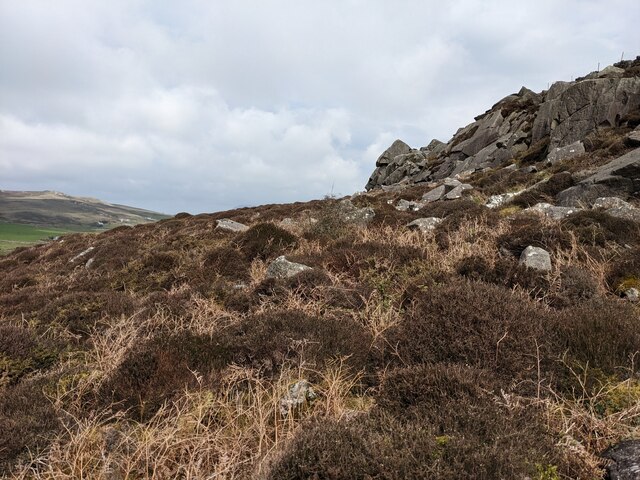 The northwestern ramparts of Mynydd y... © David Medcalf cc-by-sa/2.0 ...