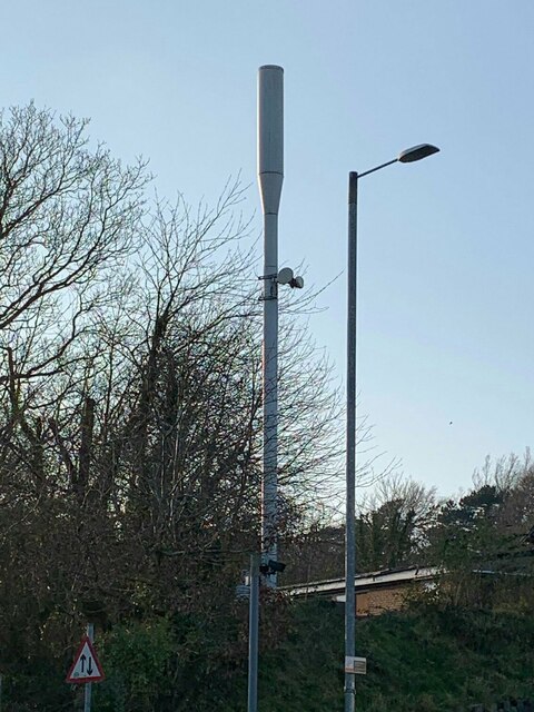 Mobile phone mast on Holyhead Road, Bangor 