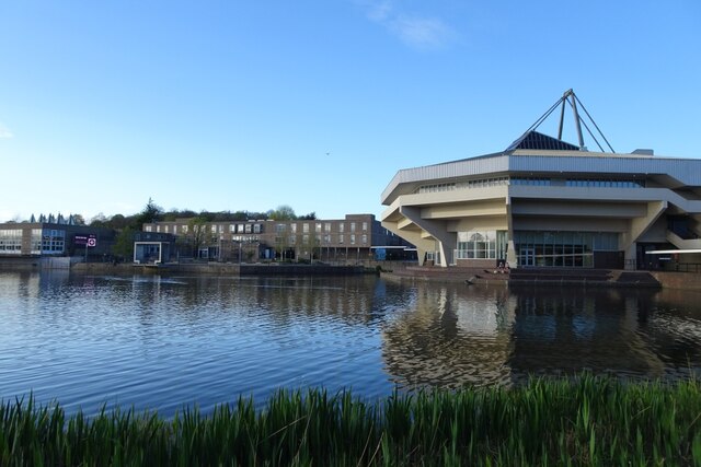 Central Hall and Lake © DS Pugh :: Geograph Britain and Ireland