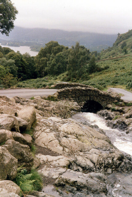 Ashness Bridge, Borrowdale, Keswick © Jo and Steve Turner cc-by-sa/2.0 ...