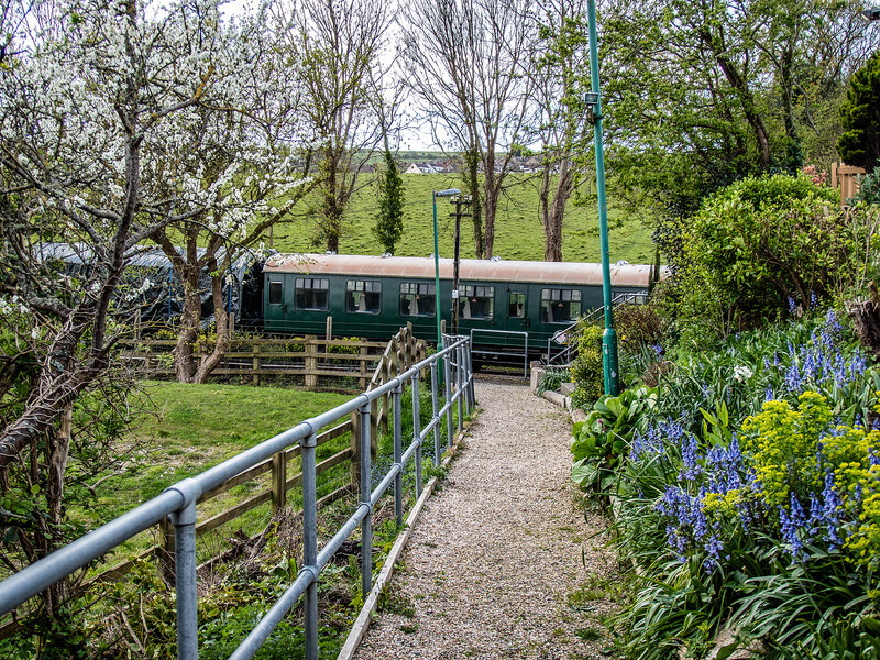 The path leading down to Herston Halt © John Lucas cc-by-sa/2.0 ...