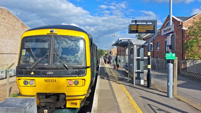 Marlow Station © Mark Percy cc-by-sa/2.0 :: Geograph Britain and Ireland