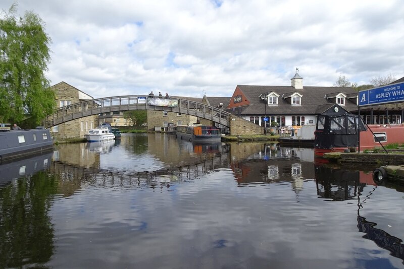 Aspley Basin © DS Pugh cc-by-sa/2.0 :: Geograph Britain and Ireland