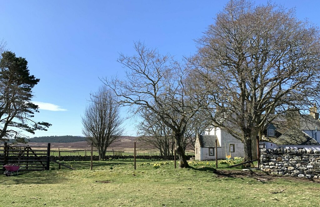 Blar-Mhor, a farmhouse © Alan Reid cc-by-sa/2.0 :: Geograph Britain and ...