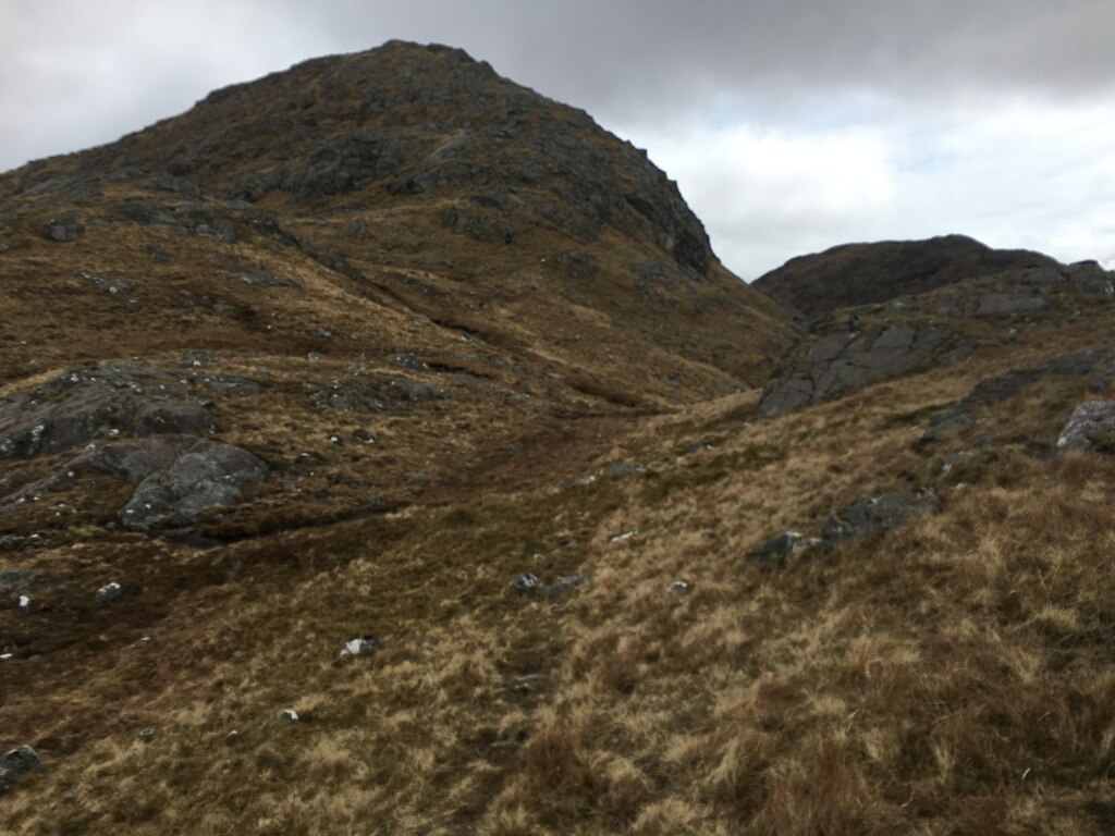 Rough path towards Sgurr na h-Ighinn © Steven Brown cc-by-sa/2.0 ...