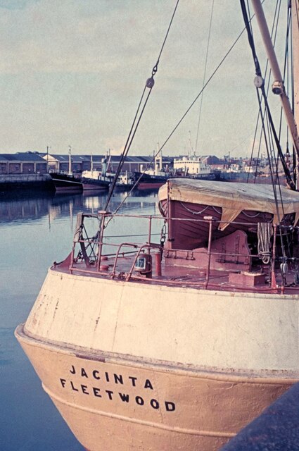 Fishing Boats At Fleetwood (2) © Martin Tester Cc-by-sa 2.0 :: Geograph 