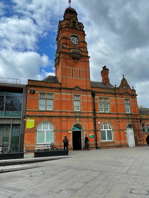 The Victoria Leisure Centre © Graham Hogg :: Geograph Britain and Ireland