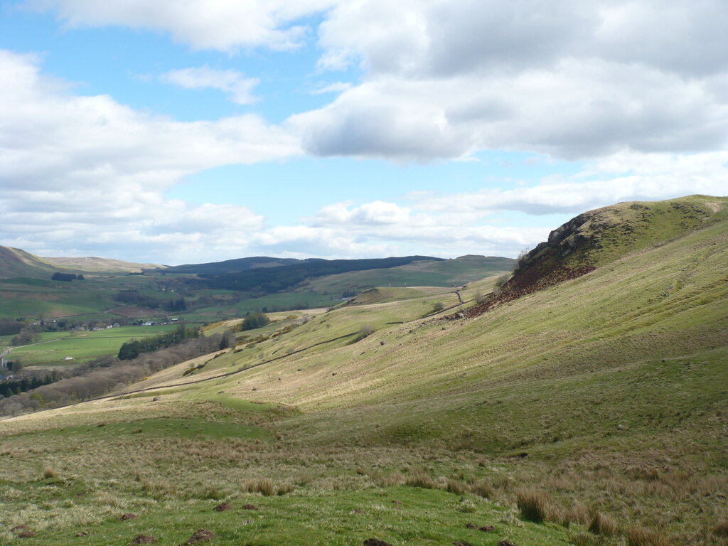 Sloping ground below Dechrode © Alan O'Dowd cc-by-sa/2.0 :: Geograph ...