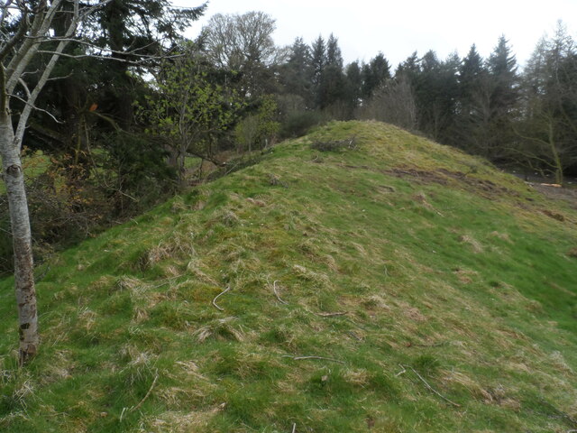 Esker © Peter Robinson cc-by-sa/2.0 :: Geograph Britain and Ireland