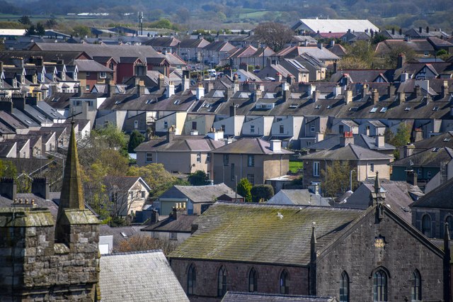 Caernarfon : Caernarfon Scenery © Lewis Clarke :: Geograph Britain and ...