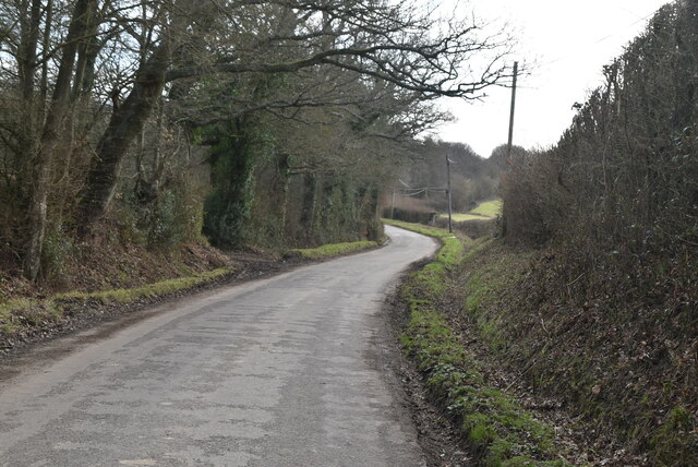 Bell Lane © N Chadwick cc-by-sa/2.0 :: Geograph Britain and Ireland