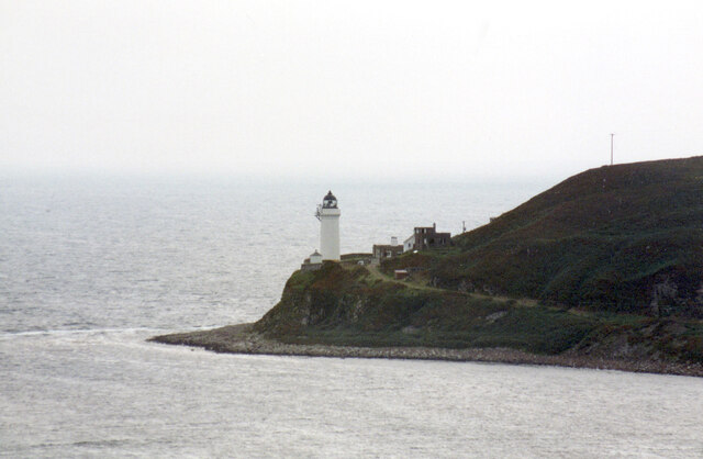 Island Davaar lighthouse from layby on... © Jo and Steve Turner cc-by ...