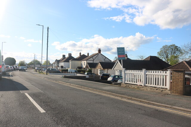 Essex Way, South Benfleet © David Howard :: Geograph Britain And Ireland