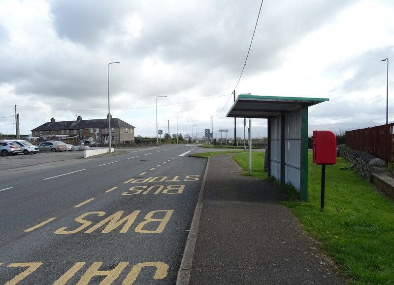 Bus stop and shelter on Holyhead Road,... © JThomas cc-by-sa/2.0 ...