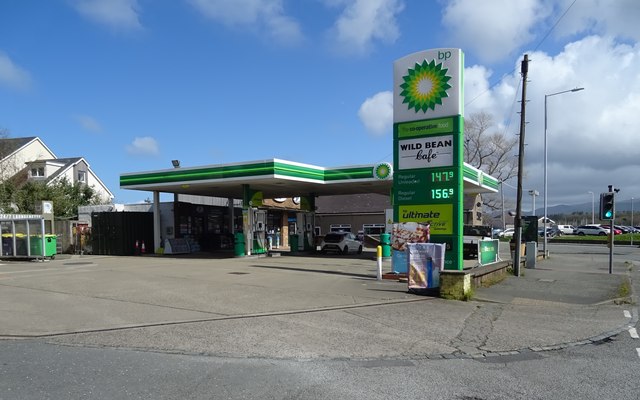 Service station on Beach Road (A5) © JThomas :: Geograph Britain and ...