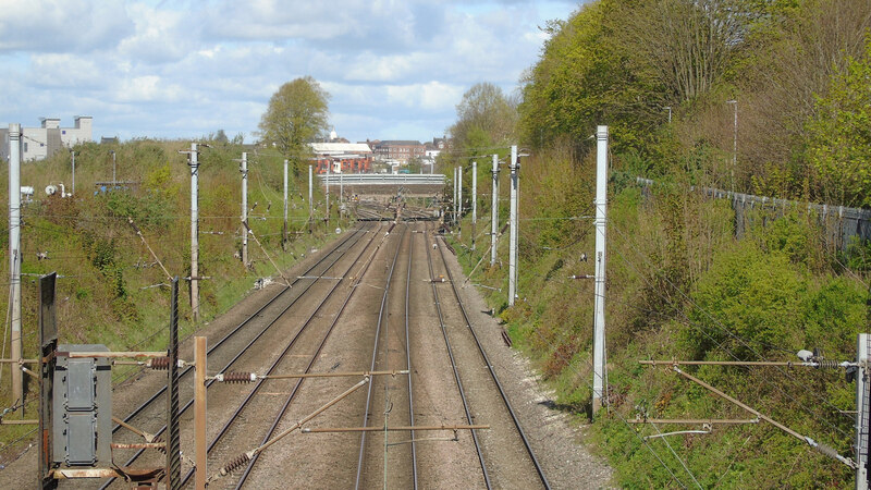 Railway at Kimpton Road © Thomas Nugent cc-by-sa/2.0 :: Geograph ...