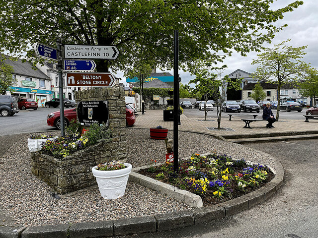 Direction Signs Raphoe © Kenneth Allen Cc By Sa20 Geograph