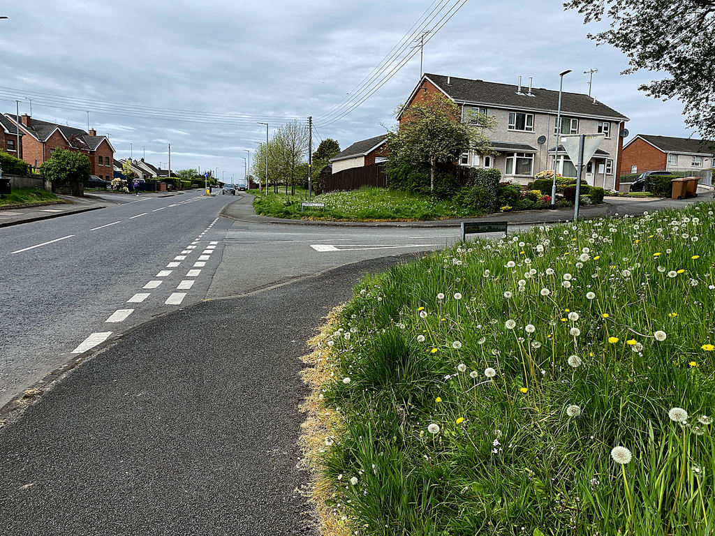 Tamlaght Road, Culmore, Omagh © Kenneth Allen cc-by-sa/2.0 :: Geograph ...