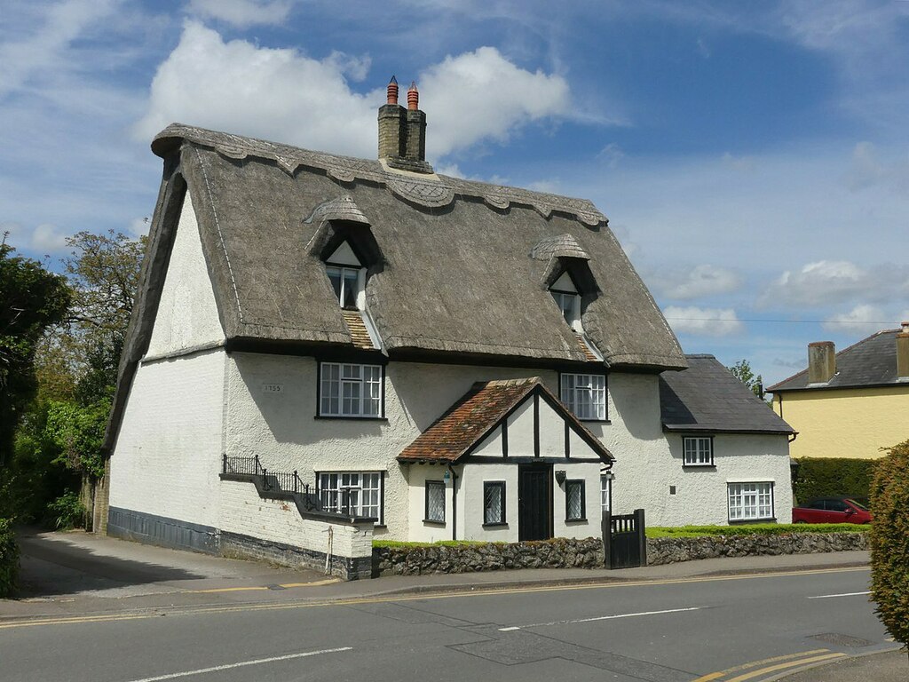 Binfield, High Street, Girton © Alan Murray-Rust cc-by-sa/2.0 ...