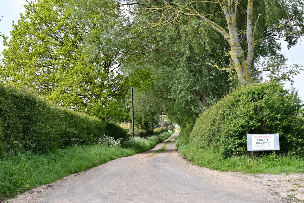 East Hanningfield, Pan Lane: A private... © Michael Garlick cc-by-sa/2. ...